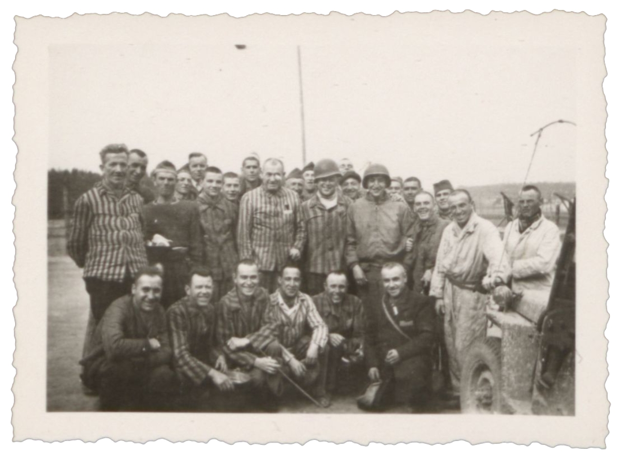 Befreite Häftlinge im Lager am Buchberg, nach dem 12. April 1945