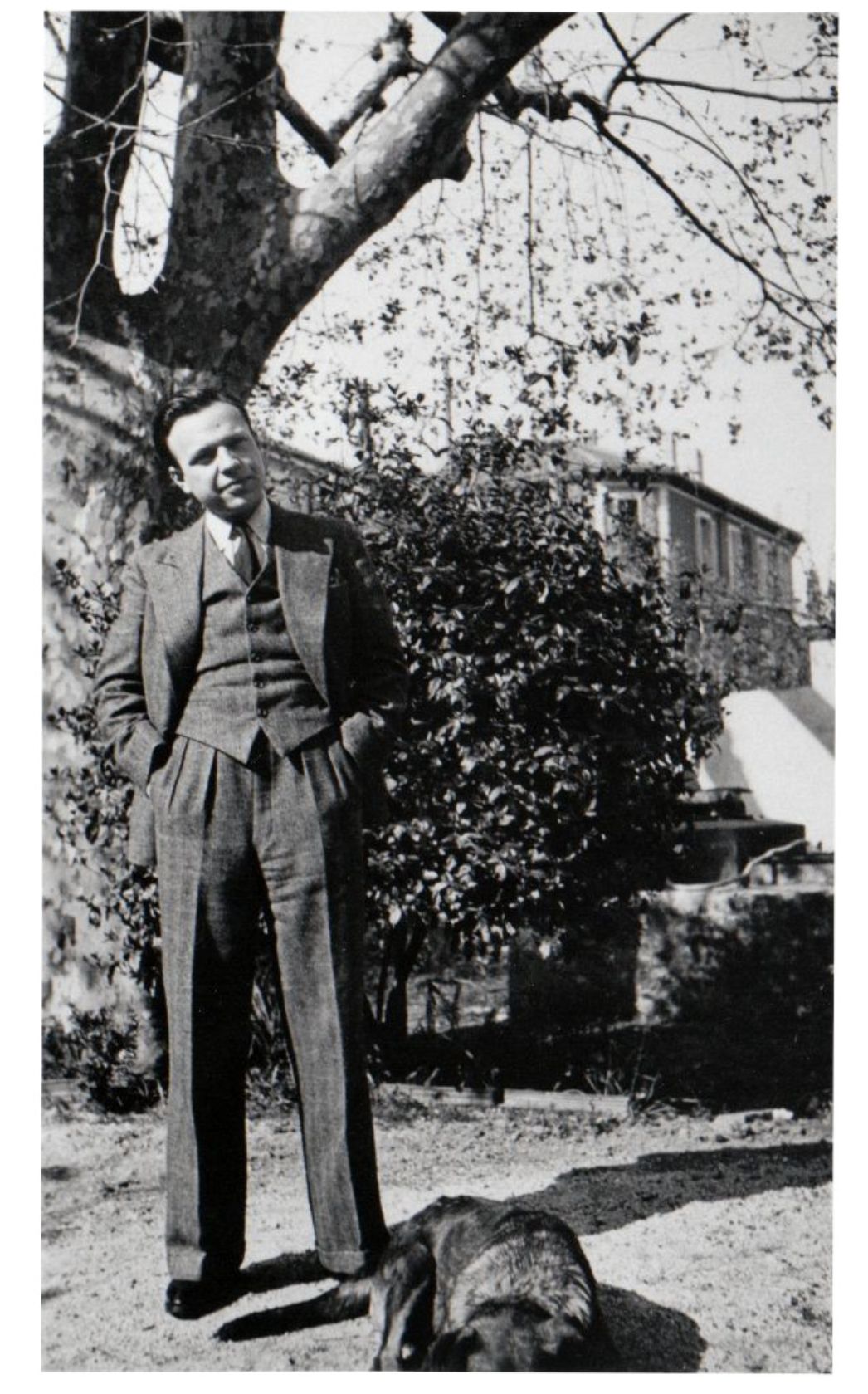 Robert Antelme, 1937