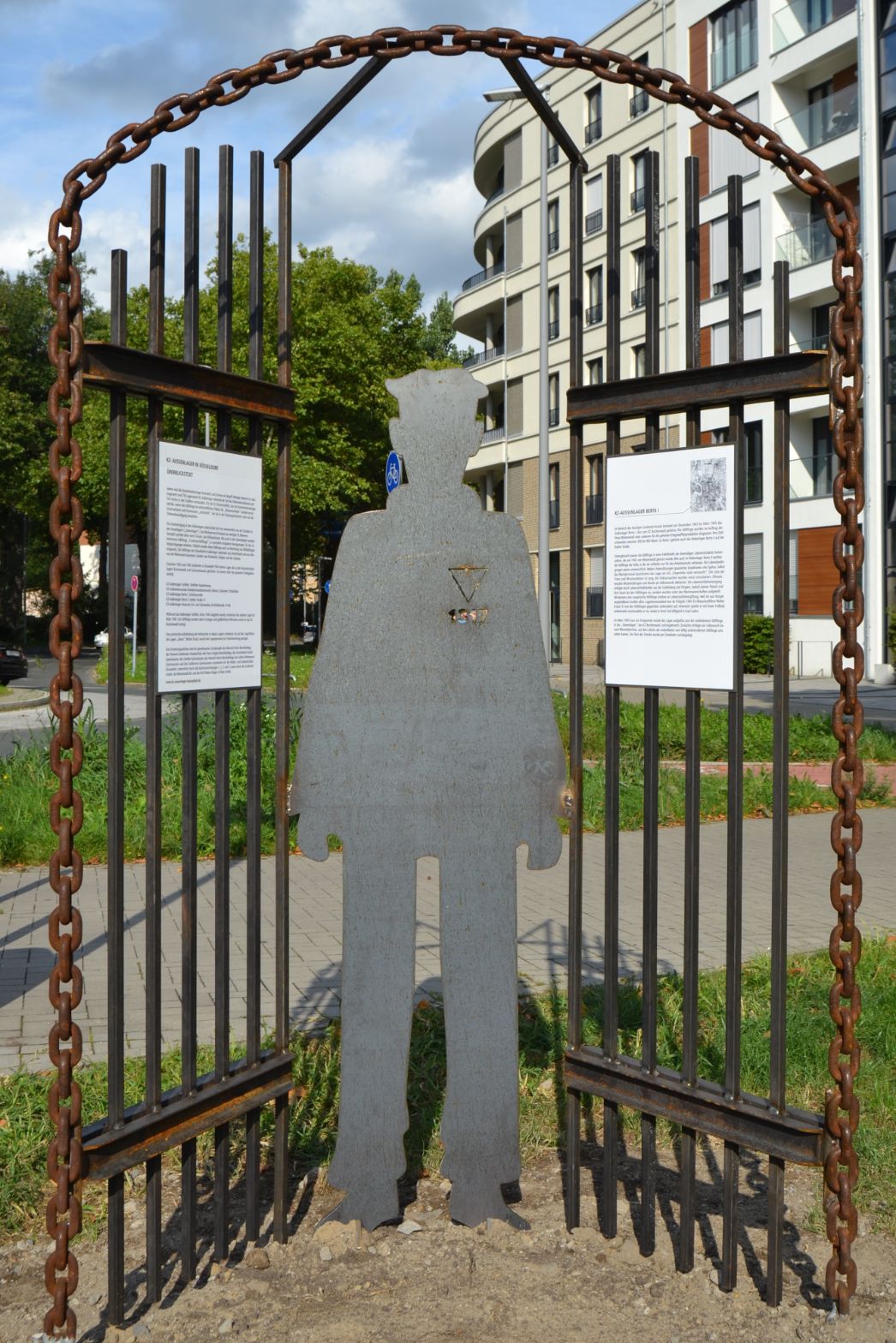 Erinnerungszeichen an der Schlüterstraße, 2017