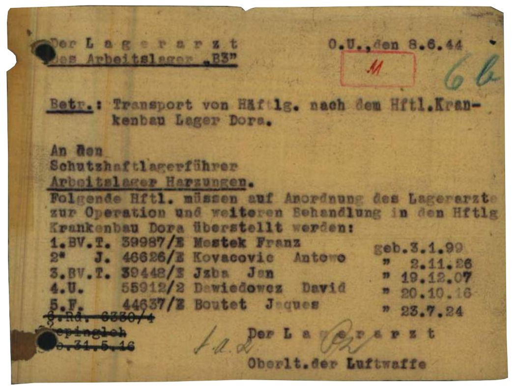 Meldung des Kapos der Krankenstation des Außenlagers Ellrich-Juliushütte (der deutsche Häftling Willi Usinger) an den Häftlingskrankenbau des Außenlagers in Harzungen, 21. Juli 1944. Zehn Häftlinge wurden an diesem Tag zur Behandlung nach Harzungen überstellt. Zwei von ihnen starben dort in den nächsten Tagen.