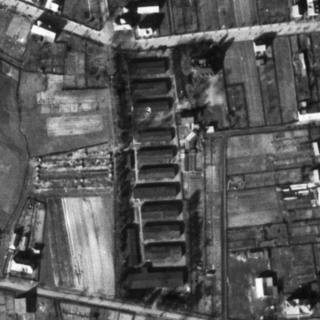 Vergrößerter Ausschnitt der Aufnahme der alliierten Luftaufklärung vom 22. März 1945.