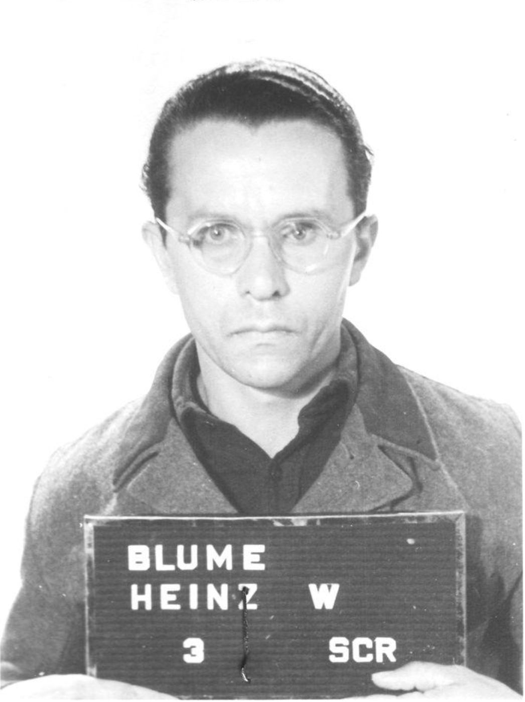 Heinz W. Blume als Angeklagter in Dachau, 1947