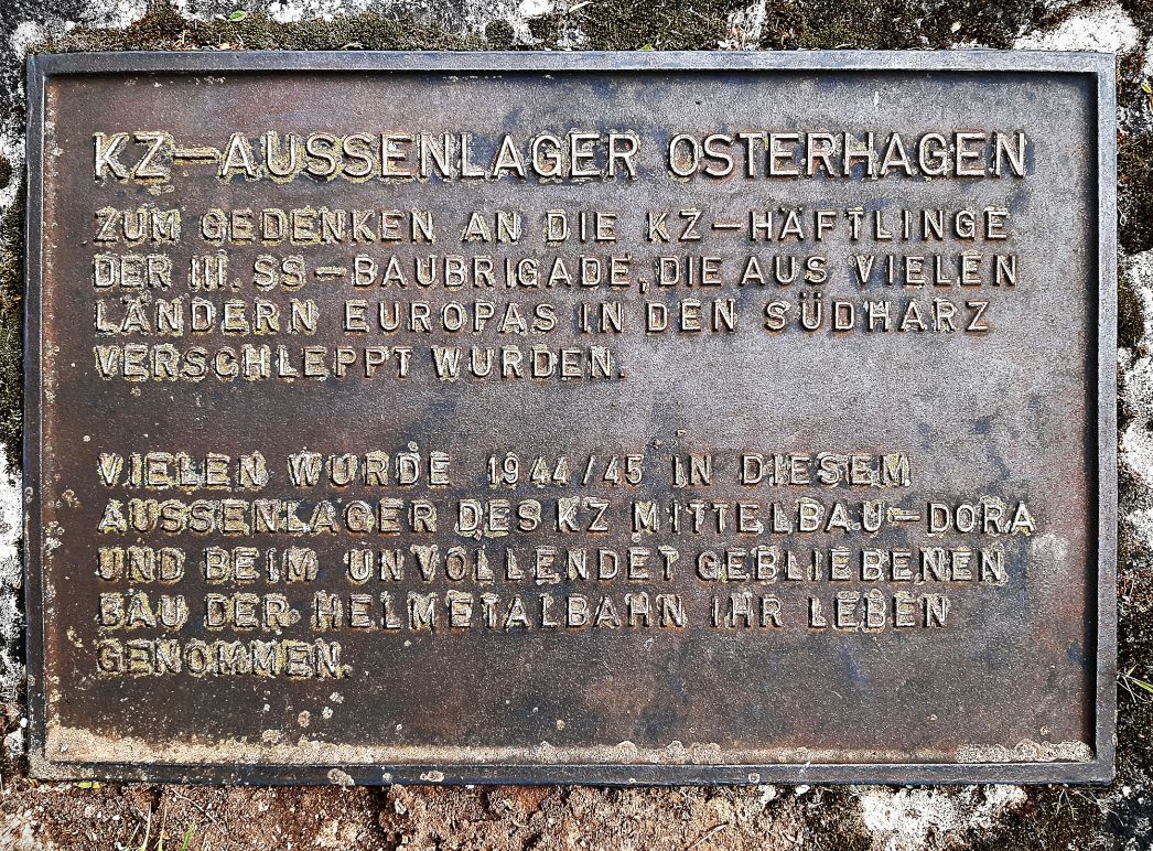 Gedenkstein in Osterhagen, 2025. Foto: Ingrid Günther