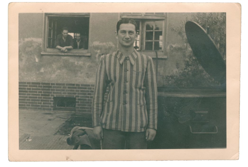 Erwin Liffmann in Häftlingskleidung, Juni 1945